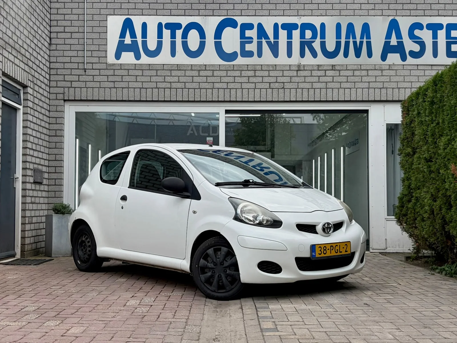 Toyota Aygo (2011) — foto 1