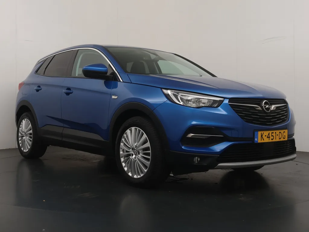 Opel Grandland (2020) — foto 1
