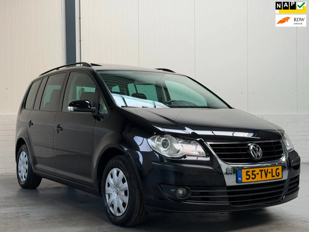 Volkswagen Touran (2007) — foto 1