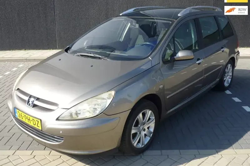 Peugeot 307 (2004)
