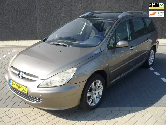 Peugeot 307 (2004) — foto 1