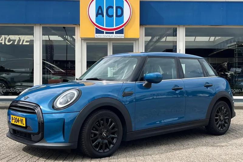 MINI Cooper (2022)