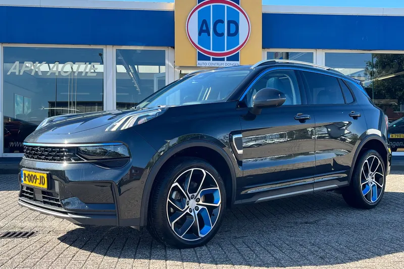 Lynk & Co 01 (2022)