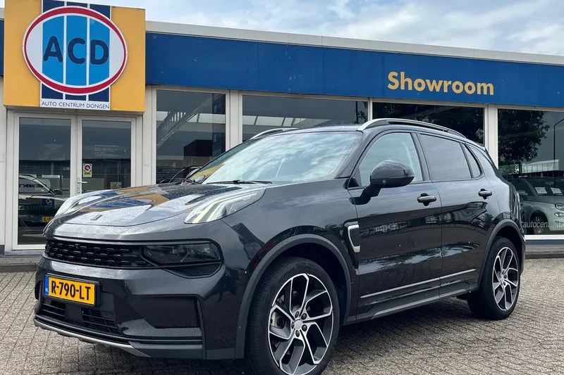 Lynk & Co 01 (2022)