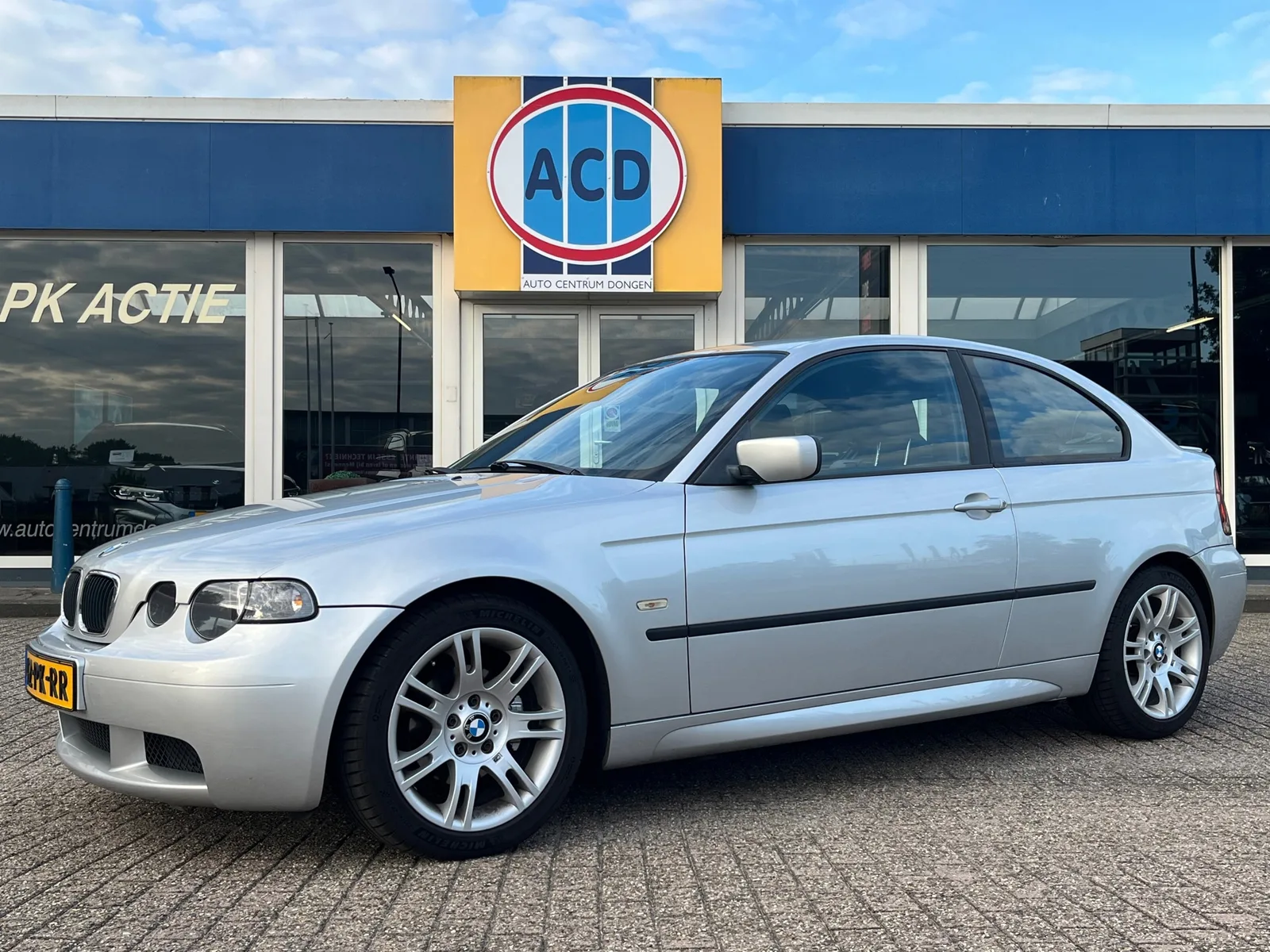 BMW 3-Serie (2004) — foto 1