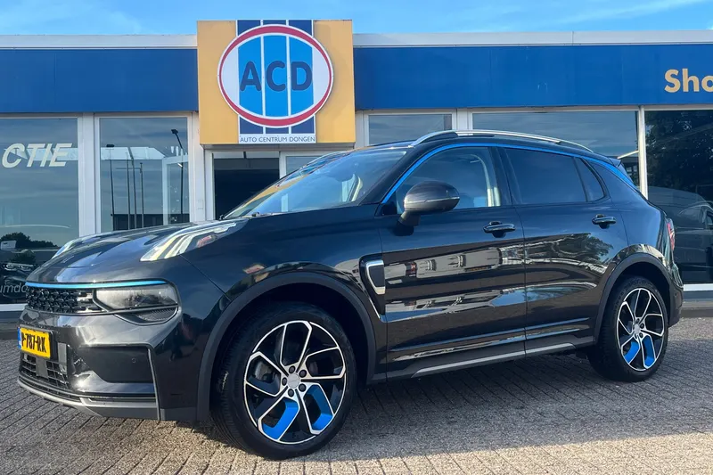 Lynk & Co 01 (2022)