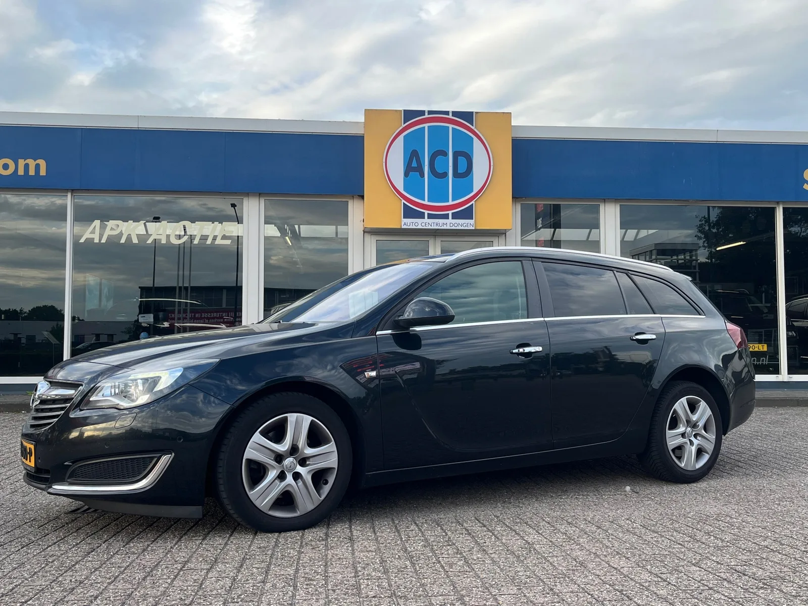 Opel Insignia (2015) — foto 1
