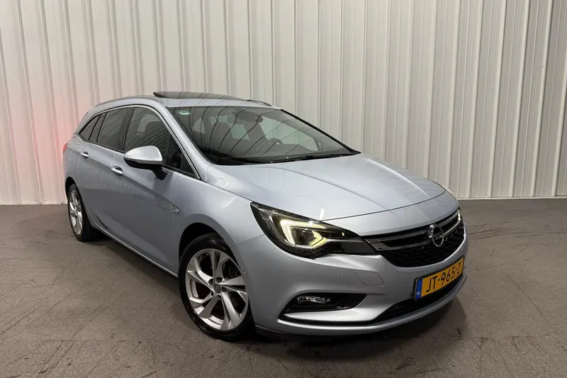 Opel Astra (2016)