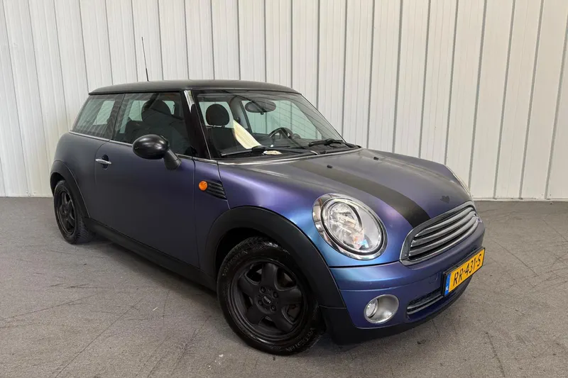 MINI One (2007)