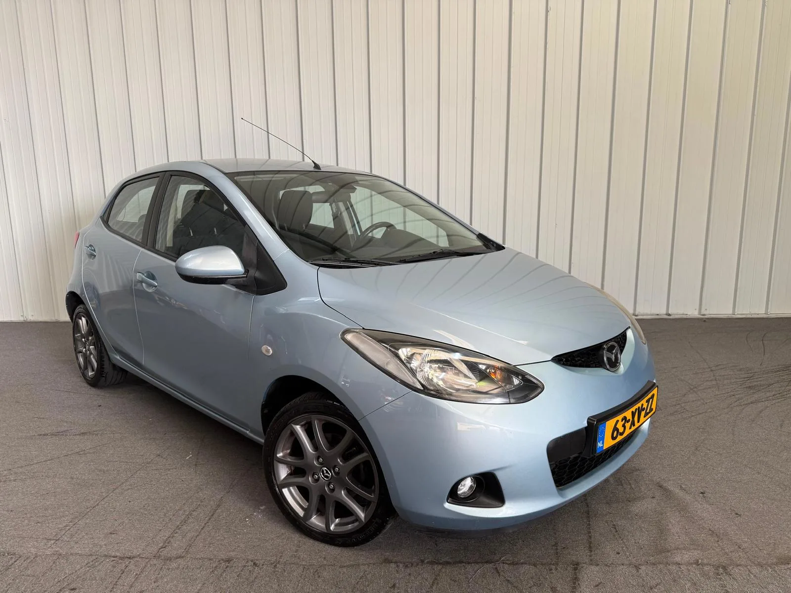 Mazda 2 (2007) — foto 1