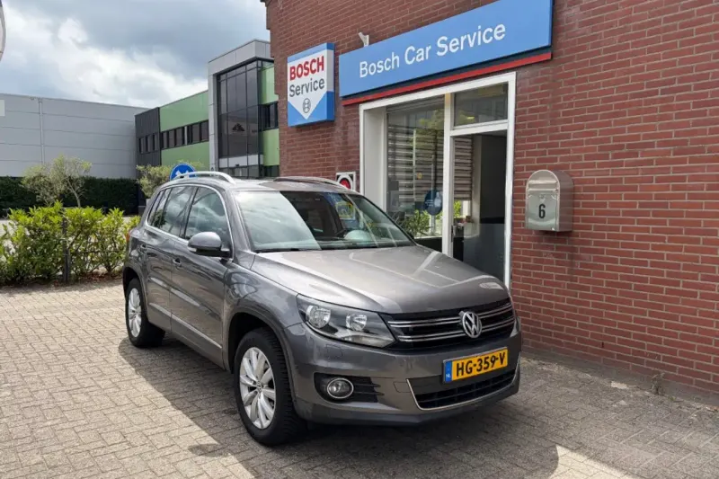 Volkswagen Tiguan (2012)