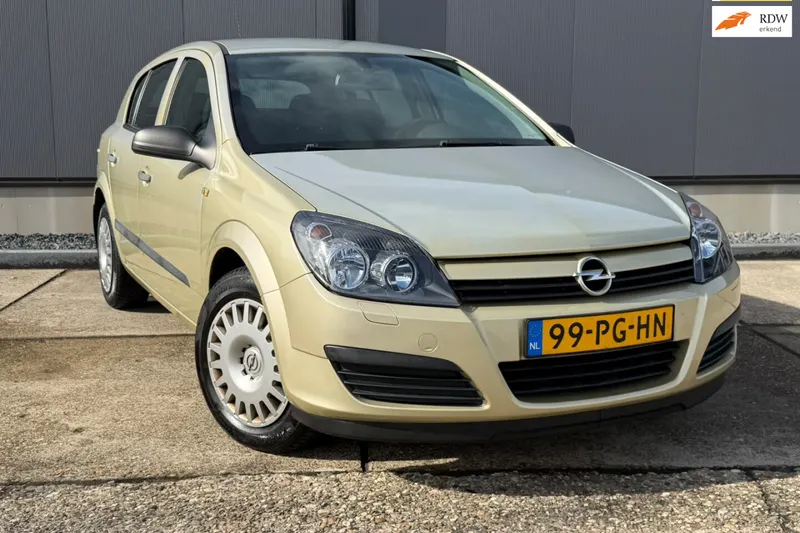 Opel Astra (2004)