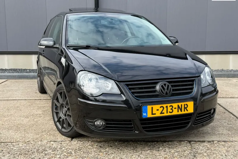 Volkswagen Polo (2005)