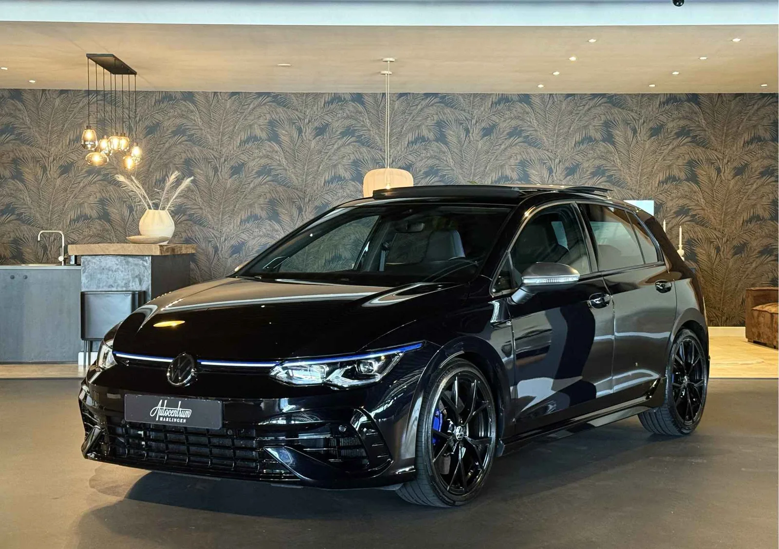 Volkswagen Golf (2021) — foto 1