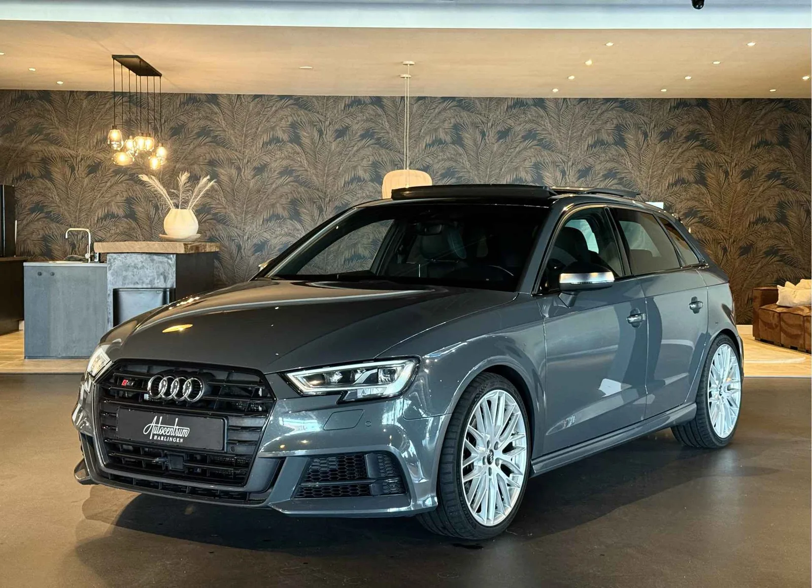 Audi S3 (2017) — foto 1
