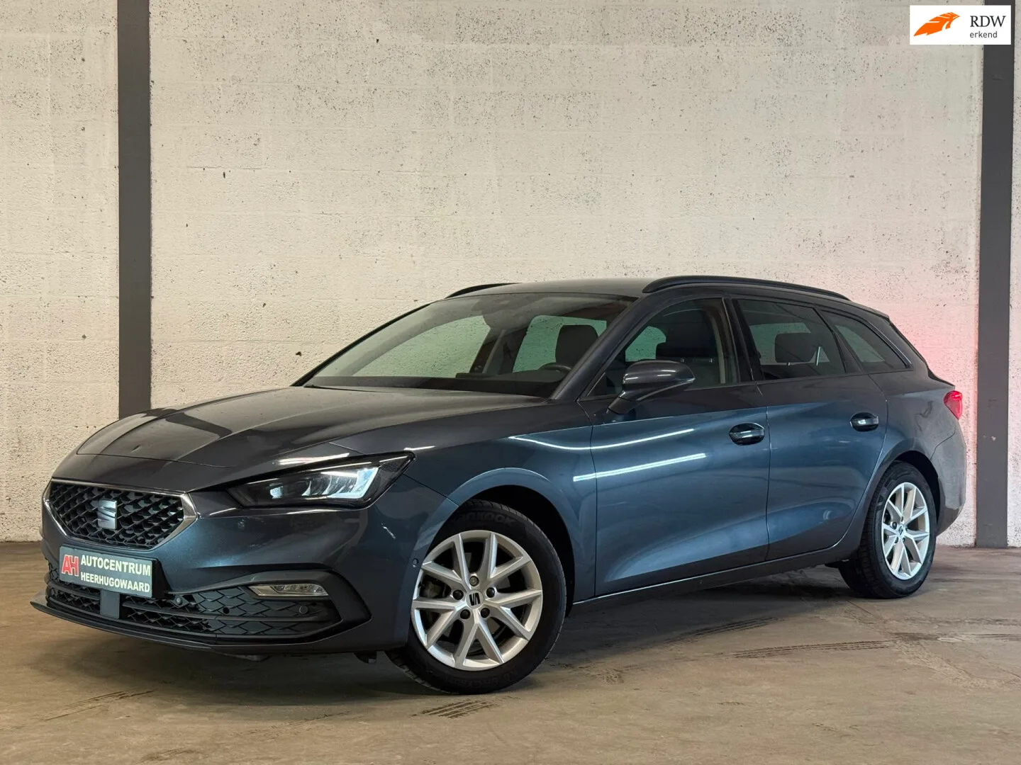 SEAT Leon Sportstourer (2021) — foto 1