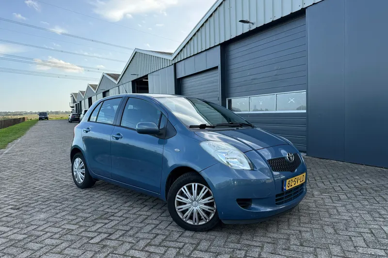 Toyota Yaris (2006)