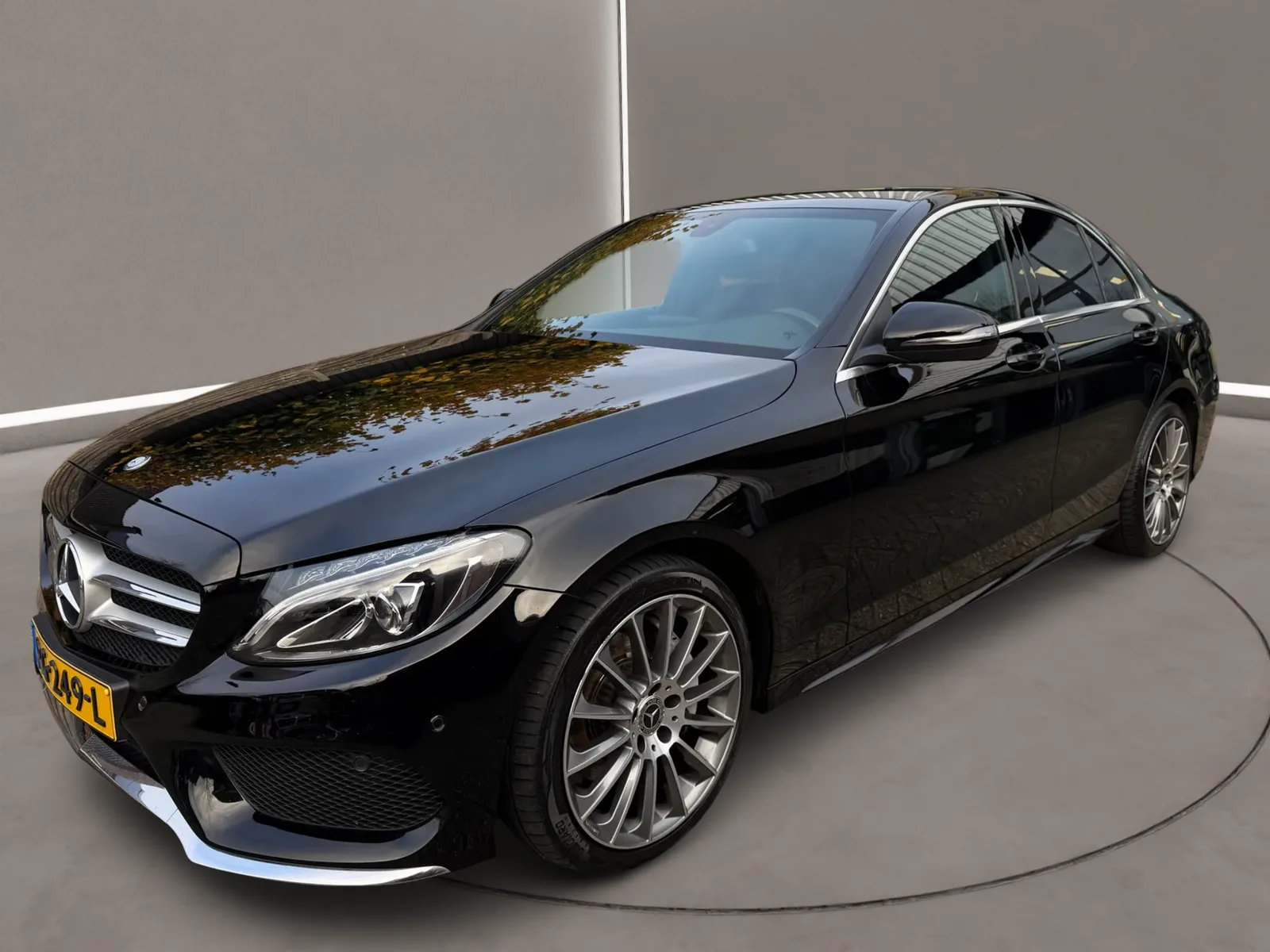Mercedes-Benz C-Klasse (2017) — foto 1