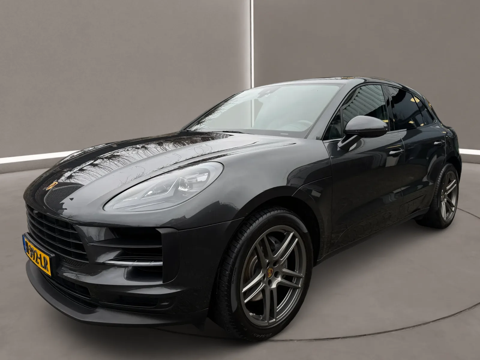 Porsche Macan (2020) — foto 1
