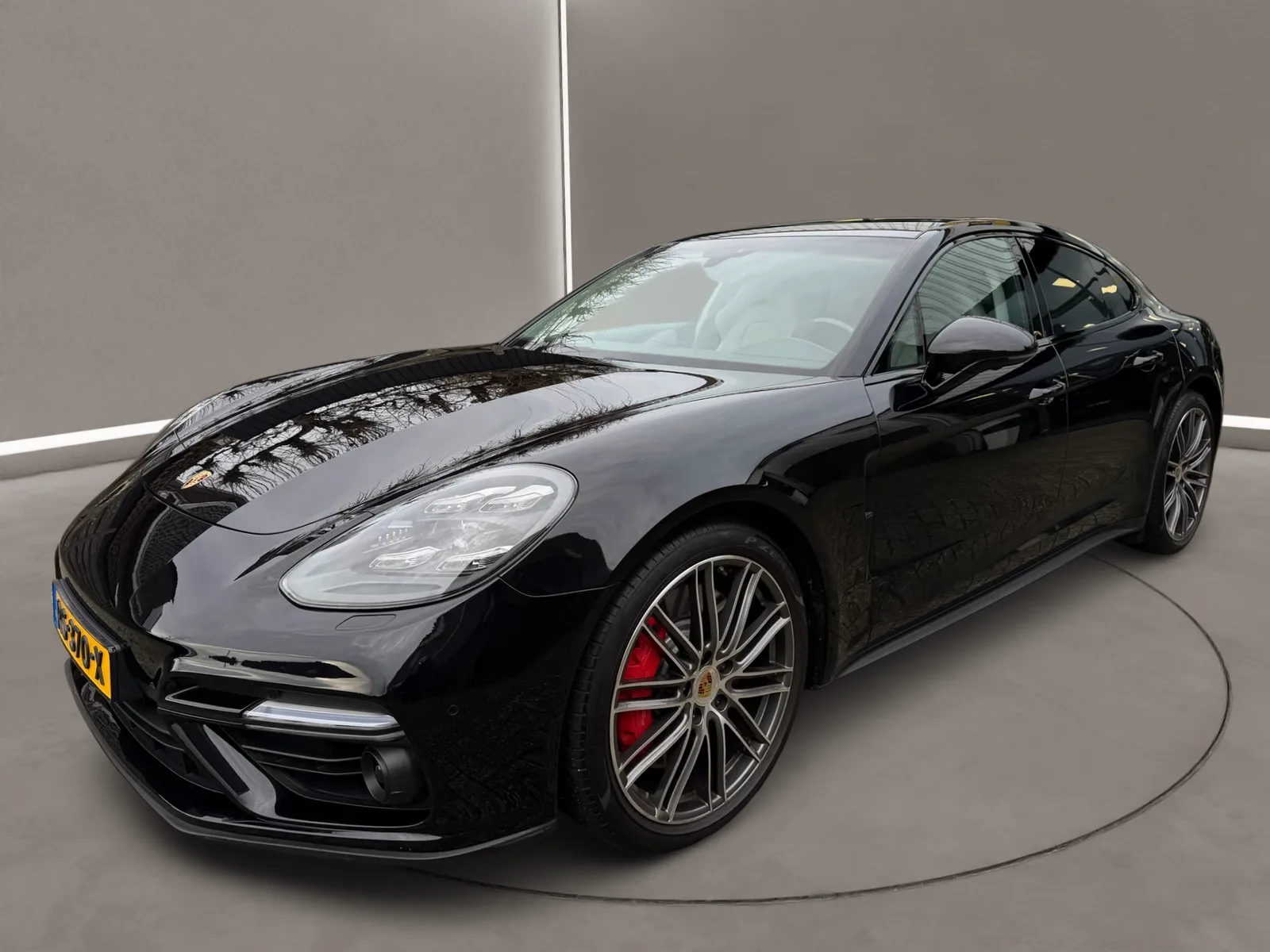 Porsche Panamera (2016) — foto 1