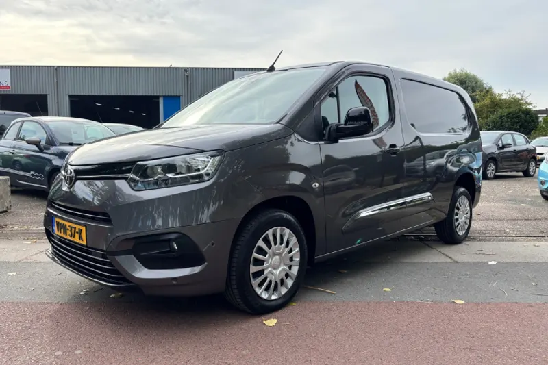 Toyota Proace (2022)
