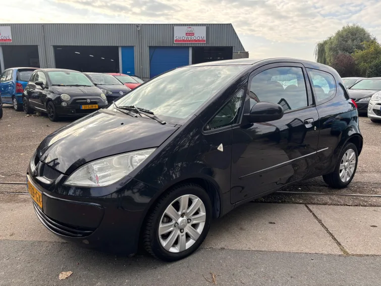 Mitsubishi Colt (2007) — foto 1
