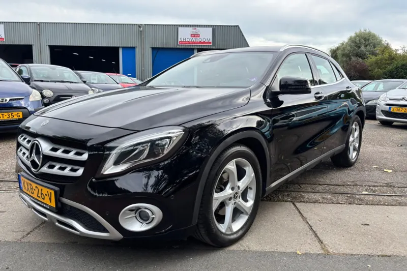 Mercedes-Benz GLA (2019)