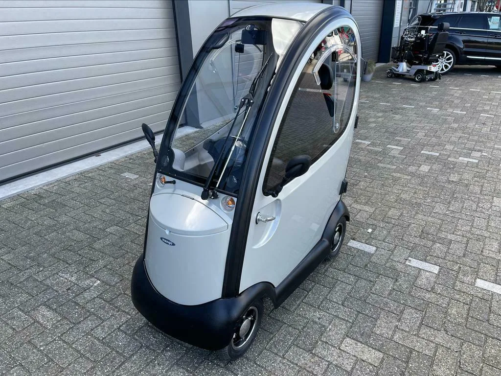 Mango Napolion Scootmobiel In Nieuw Staat Overdekt (2019) — foto 1