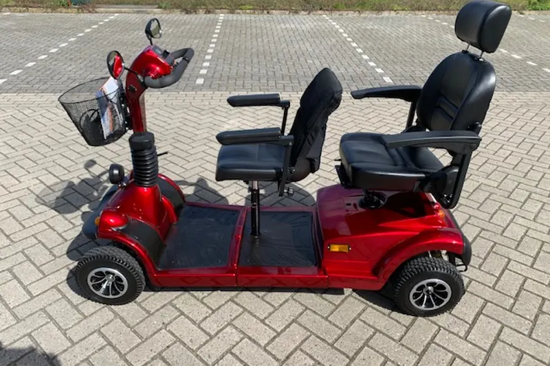 Bobcat Tandem (2016)