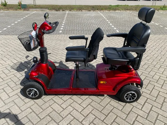 Bobcat Tandem (2016) — foto 1
