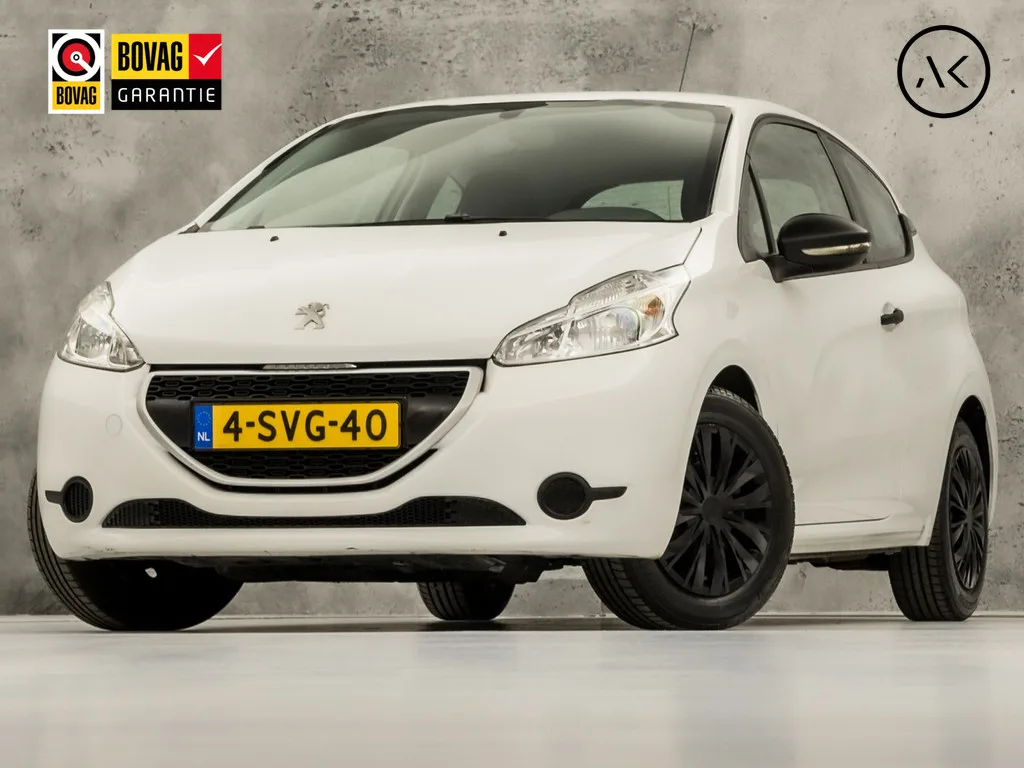 Peugeot 208 (2013) — foto 1