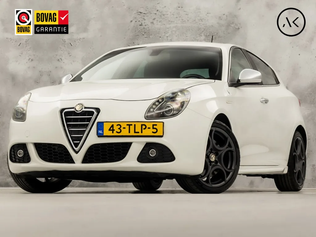 Alfa Romeo Giulietta (2012) — foto 1