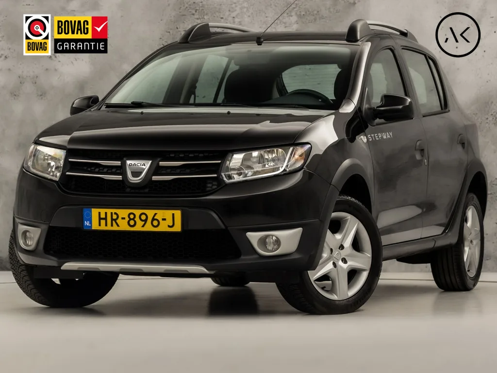 Dacia Sandero (2015) — foto 1