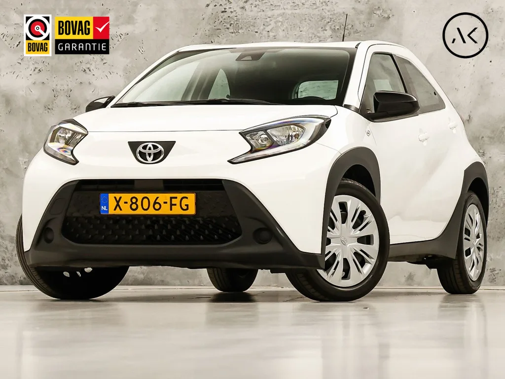 Toyota Aygo (2023) — foto 1