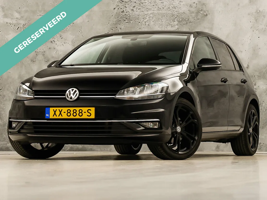 Volkswagen Golf (2019) — foto 1