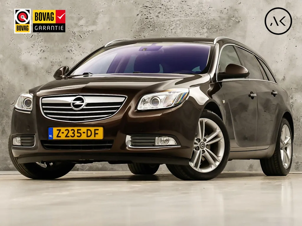 Opel Insignia (2011) — foto 1