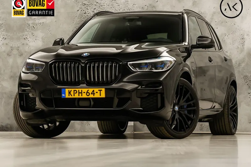 BMW X5 (2022)