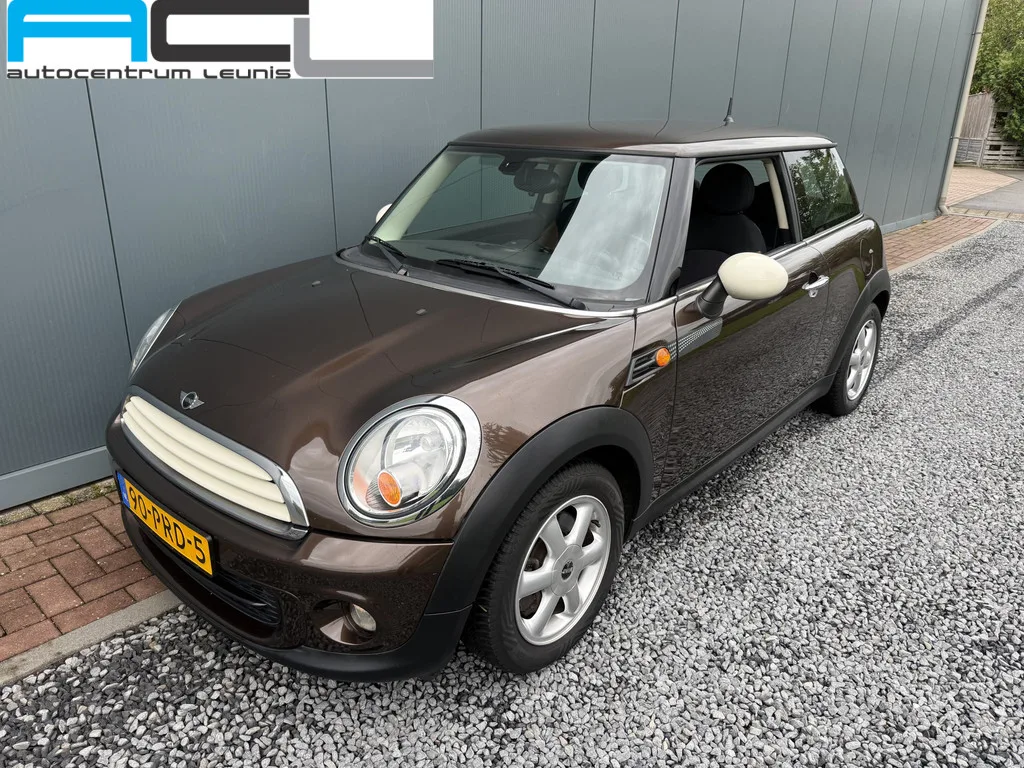 MINI One (2011) — foto 1