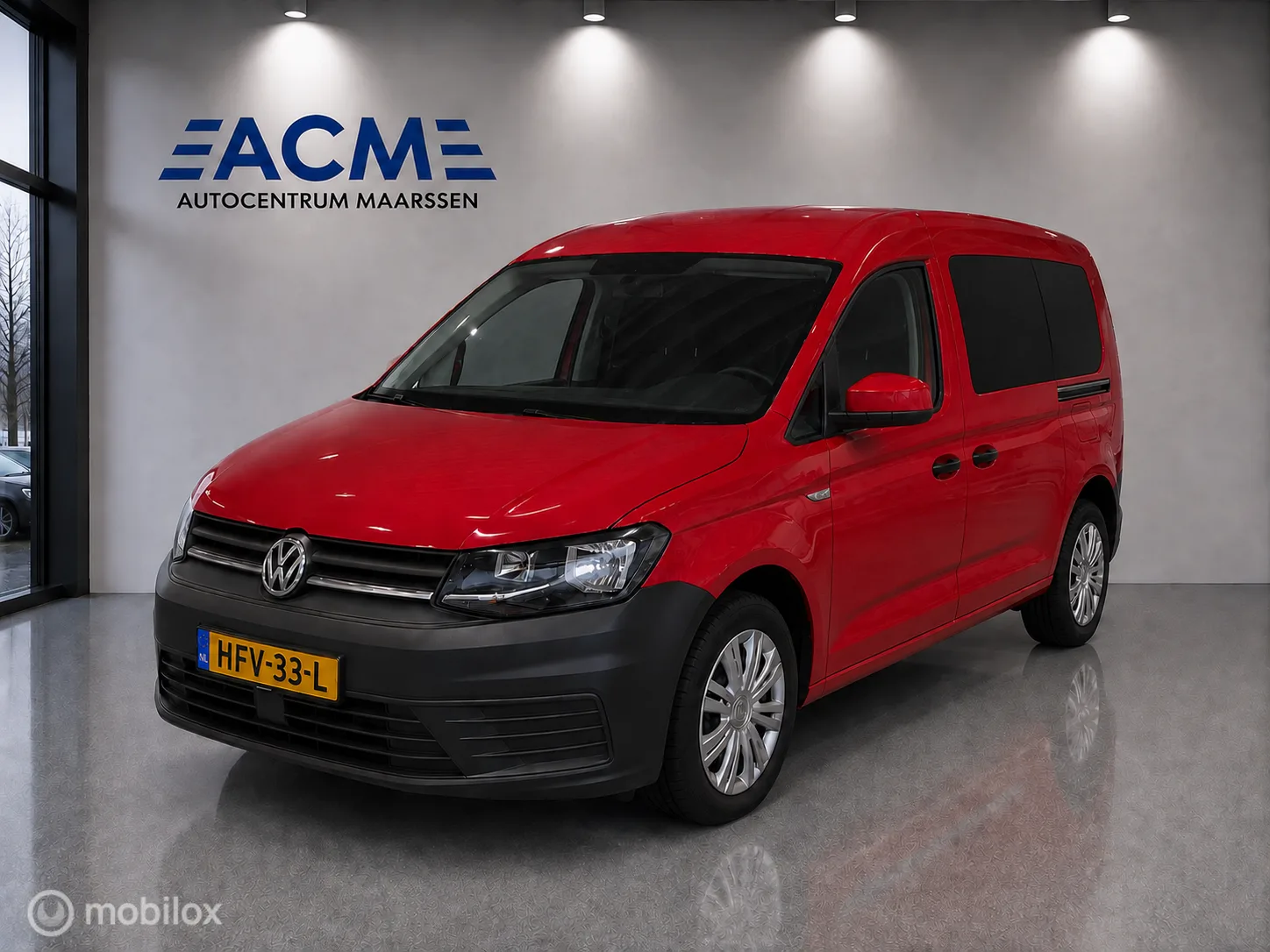 Volkswagen Caddy Maxi (2015) — foto 1