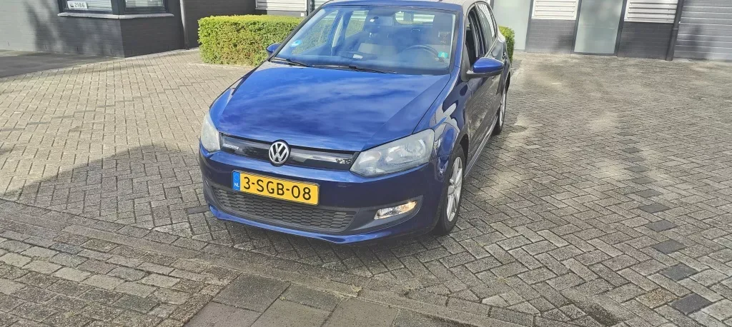 Volkswagen Polo (2013) — foto 1