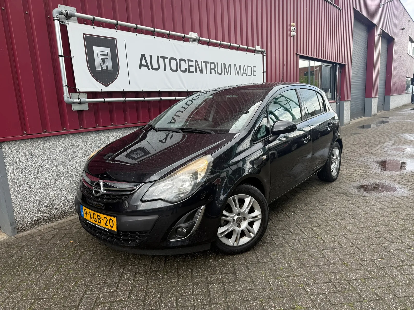 Opel Corsa (2014) — foto 1