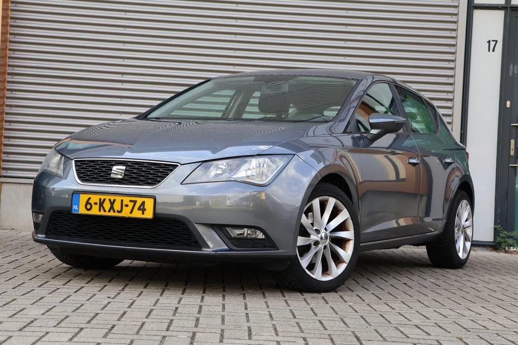 SEAT Leon (2013) — foto 1