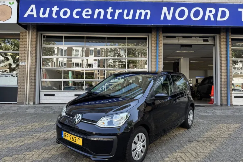 Volkswagen Up! (2018)
