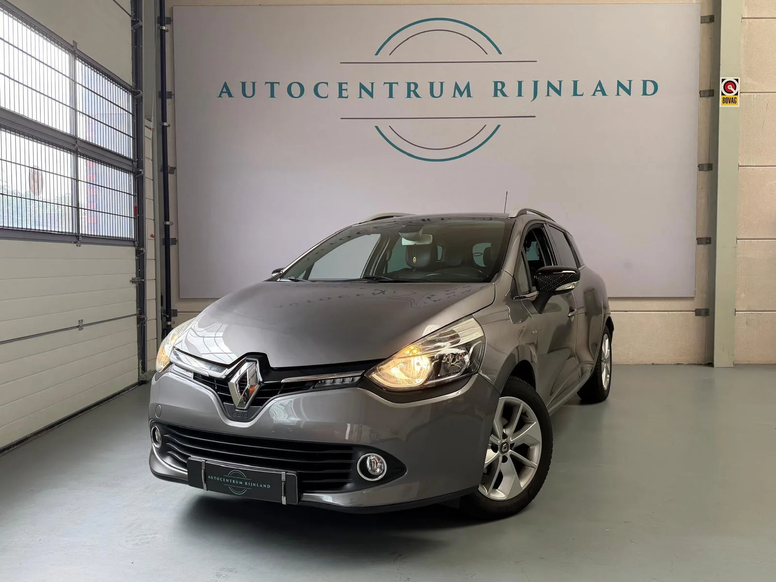 Renault Clio (2016) — foto 1