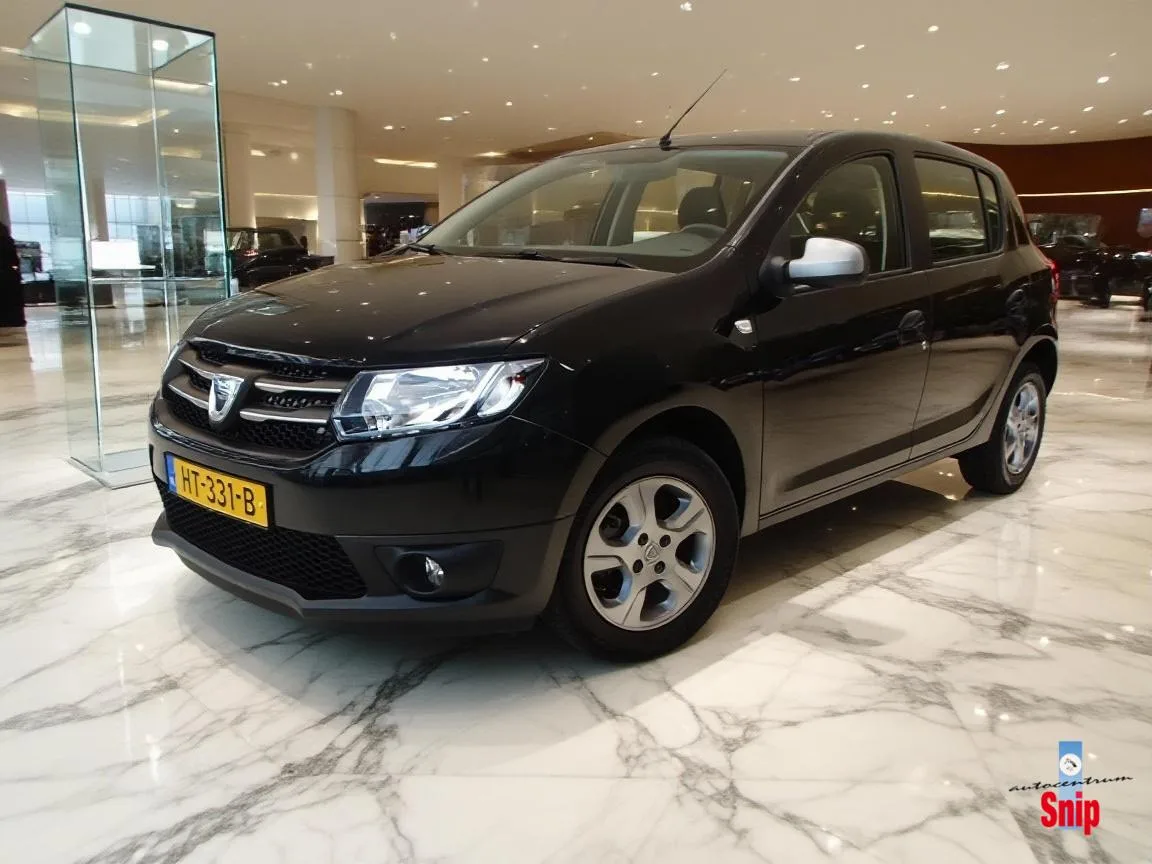 Dacia Sandero (2016) — foto 1