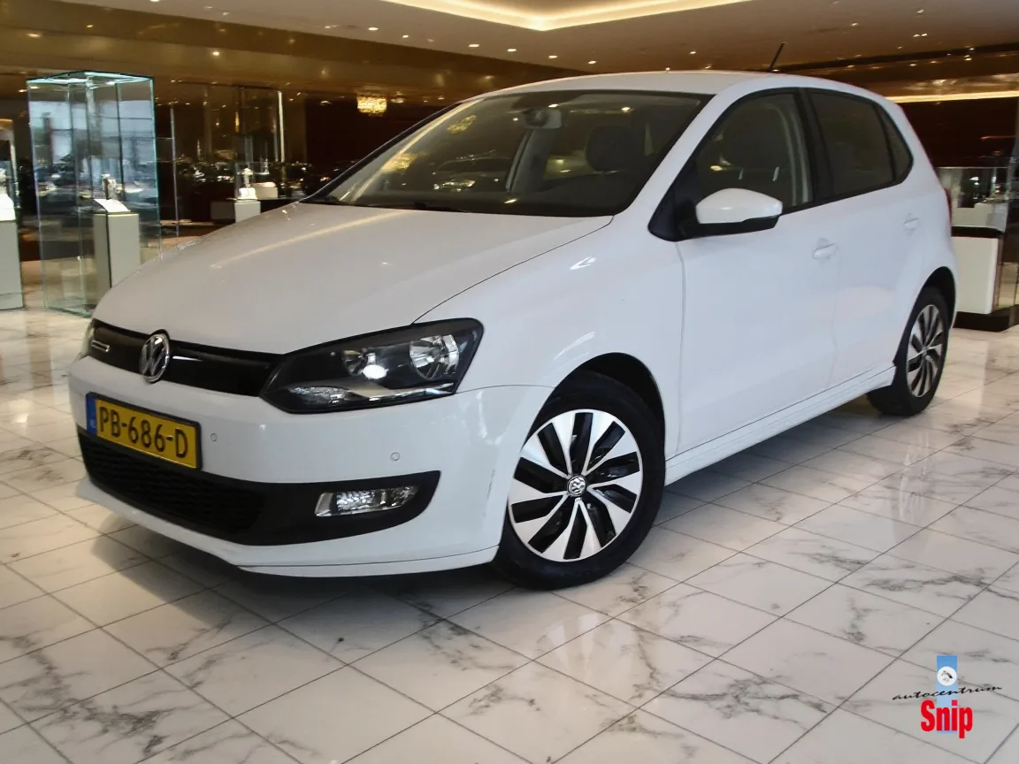 Volkswagen Polo (2017) — foto 1