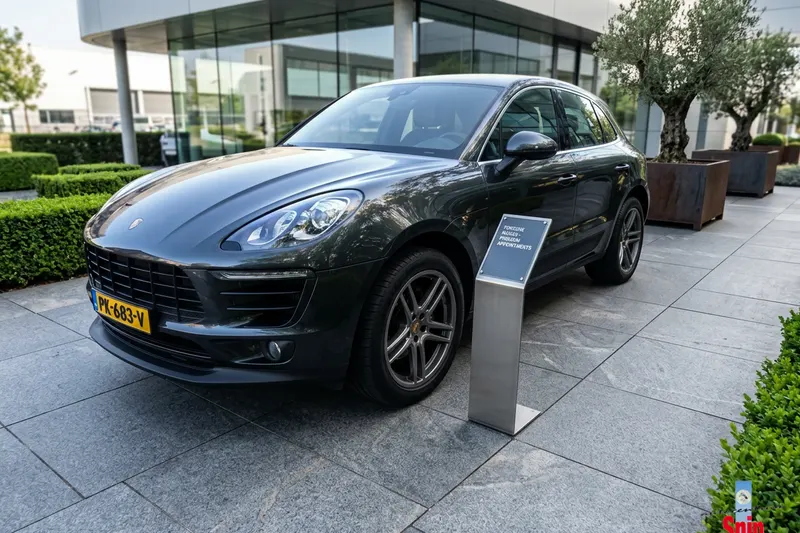 Porsche Macan (2017)