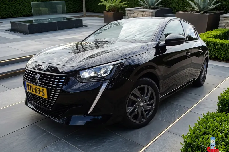 Peugeot 208 (2021)
