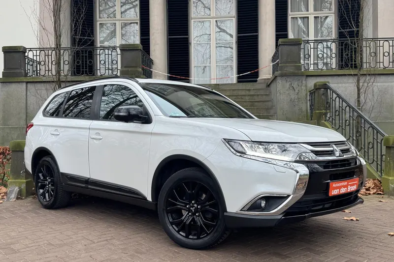 Mitsubishi Outlander (2018)