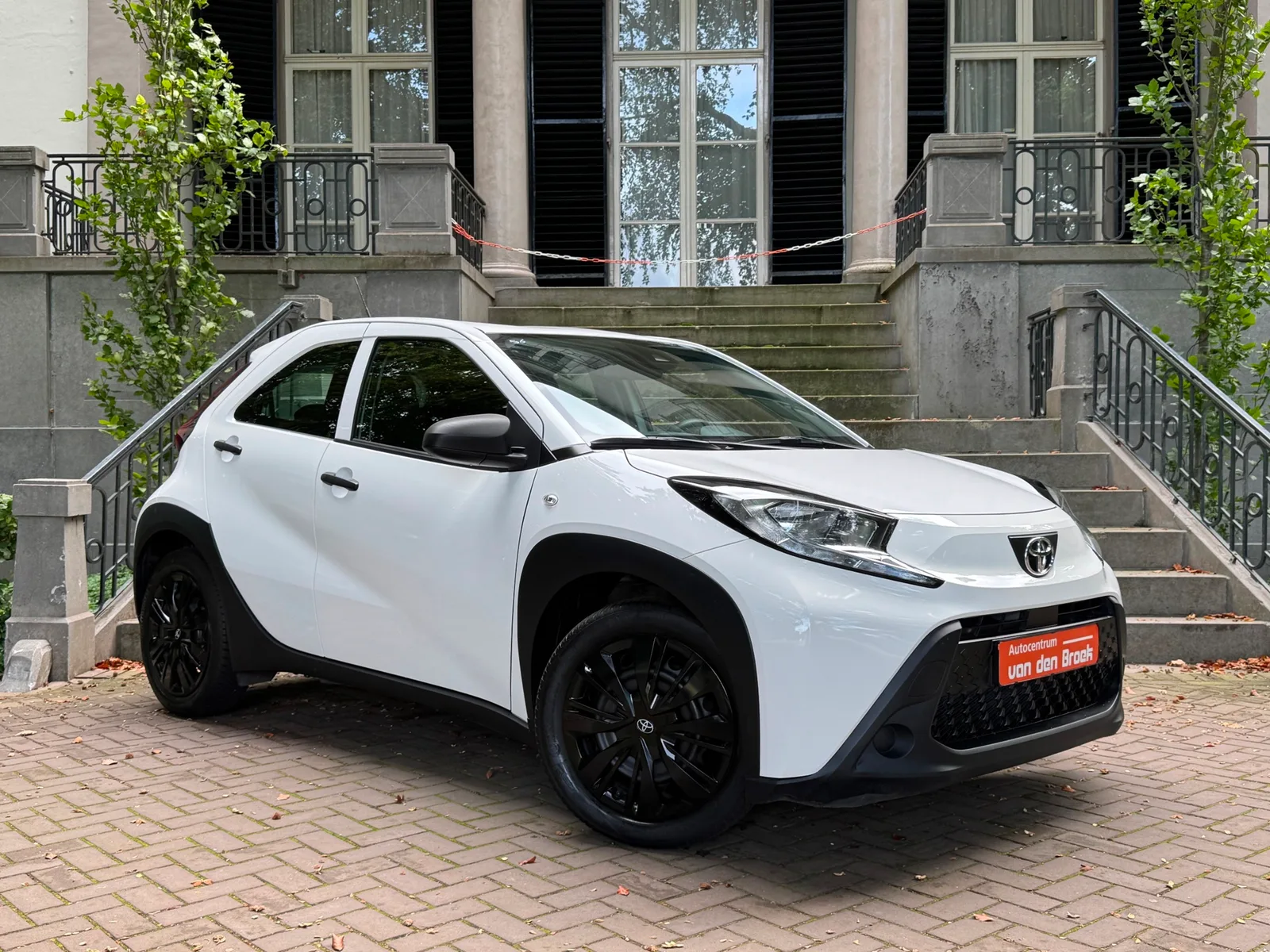 Toyota Aygo X (2022) — foto 1
